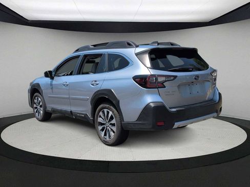 Used 2023 Subaru Outback Limited XT AWD/4WD image 6