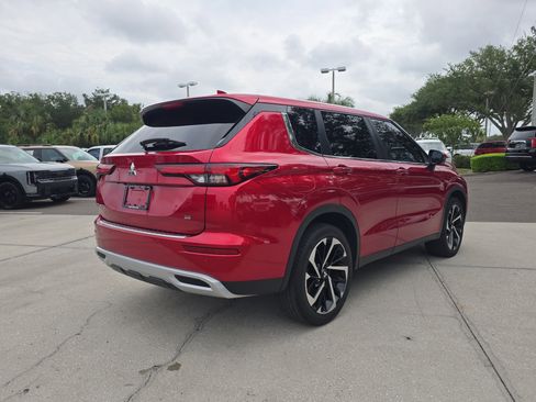 Used 2024 Mitsubishi Outlander SE FWD image 8