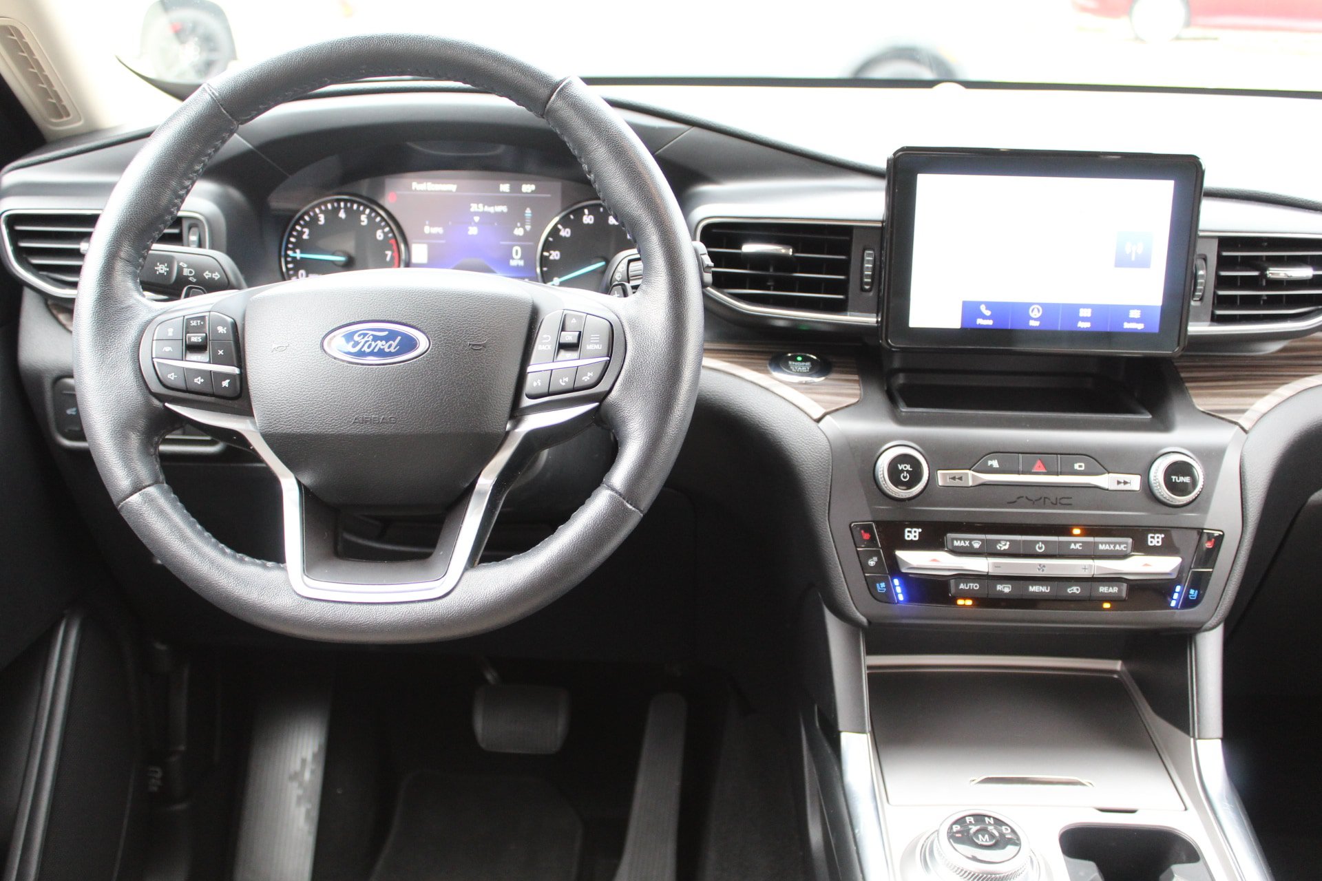 Used 2020 Ford Explorer Limited AWD/4WD image 33