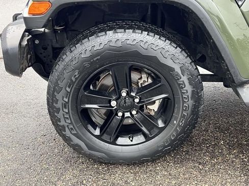 Used 2022 Jeep Wrangler Unlimited Sahara image 10