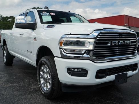 Used 2024 RAM 2500 Laramie w/ Safety Group AWD/4WD image 39
