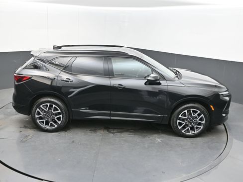 Used 2025 Chevrolet Blazer RS FWD image 40