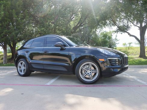 Used 2017 Porsche Macan S AWD/4WD image 1