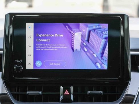 Used 2025 Toyota Corolla LE FWD image 16