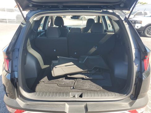 Used 2024 Hyundai Tucson SE FWD image 9