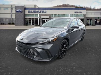 Used 2025 Toyota Camry SE w/ Convenience Package