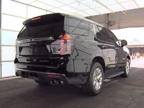Used 2021 Chevrolet Tahoe Premier w/ Premium Package RWD image 5