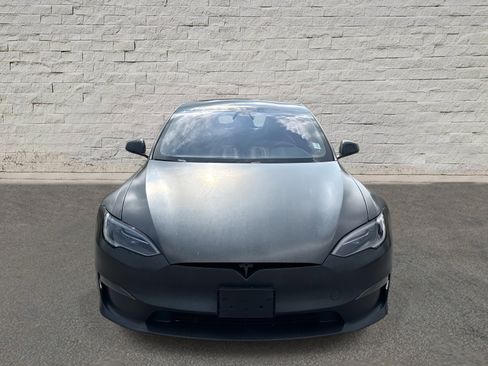 Used 2024 Tesla Model S image 2