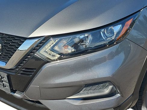 Used 2021 Nissan Rogue Sport SV w/ Technology Package AWD/4WD image 30