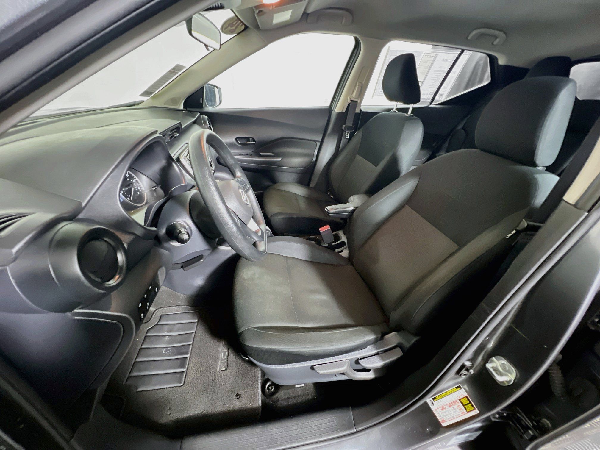 Used 2024 Nissan Kicks S FWD image 14