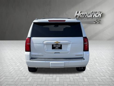 Used 2019 Chevrolet Suburban Premier w/ Premier Plus Edition RWD image 9