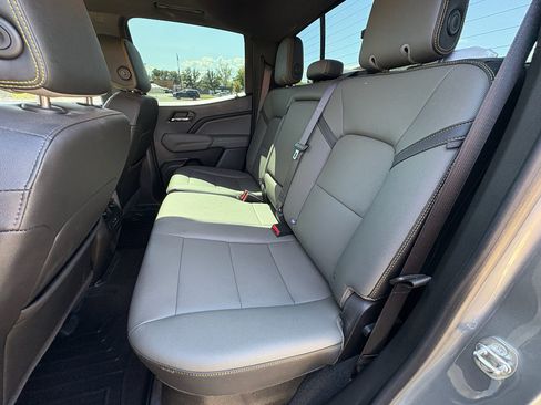 Used 2023 Chevrolet Colorado ZR2 w/ ZR2 Convenience Package III AWD/4WD image 21