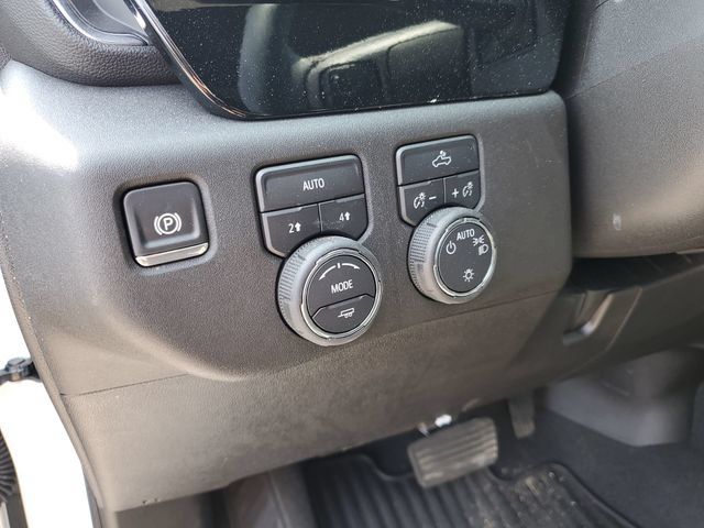 Certified 2025 Chevrolet Silverado 1500 LT AWD/4WD image 17