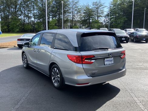 Certified 2024 Honda Odyssey EX-L image 8