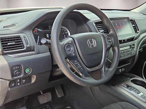 Used 2021 Honda Ridgeline Sport image 14