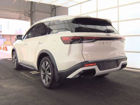 Certified 2023 INFINITI QX60 Luxe w/ Cargo Package FWD image 4