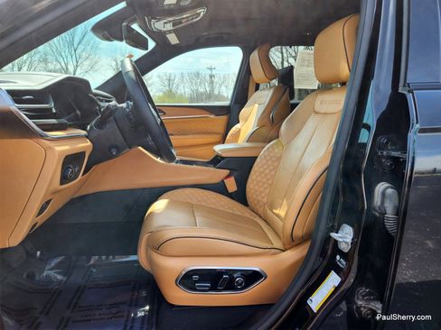 Used 2025 Jeep Grand Cherokee L Summit image 30