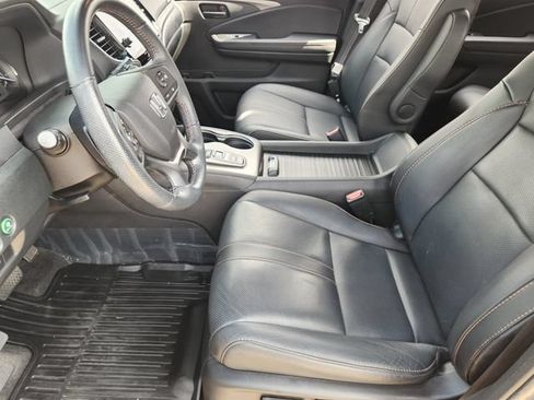 Used 2022 Honda Passport TrailSport image 9
