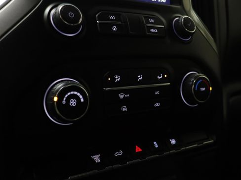 Used 2022 Chevrolet Silverado 2500 LT image 12