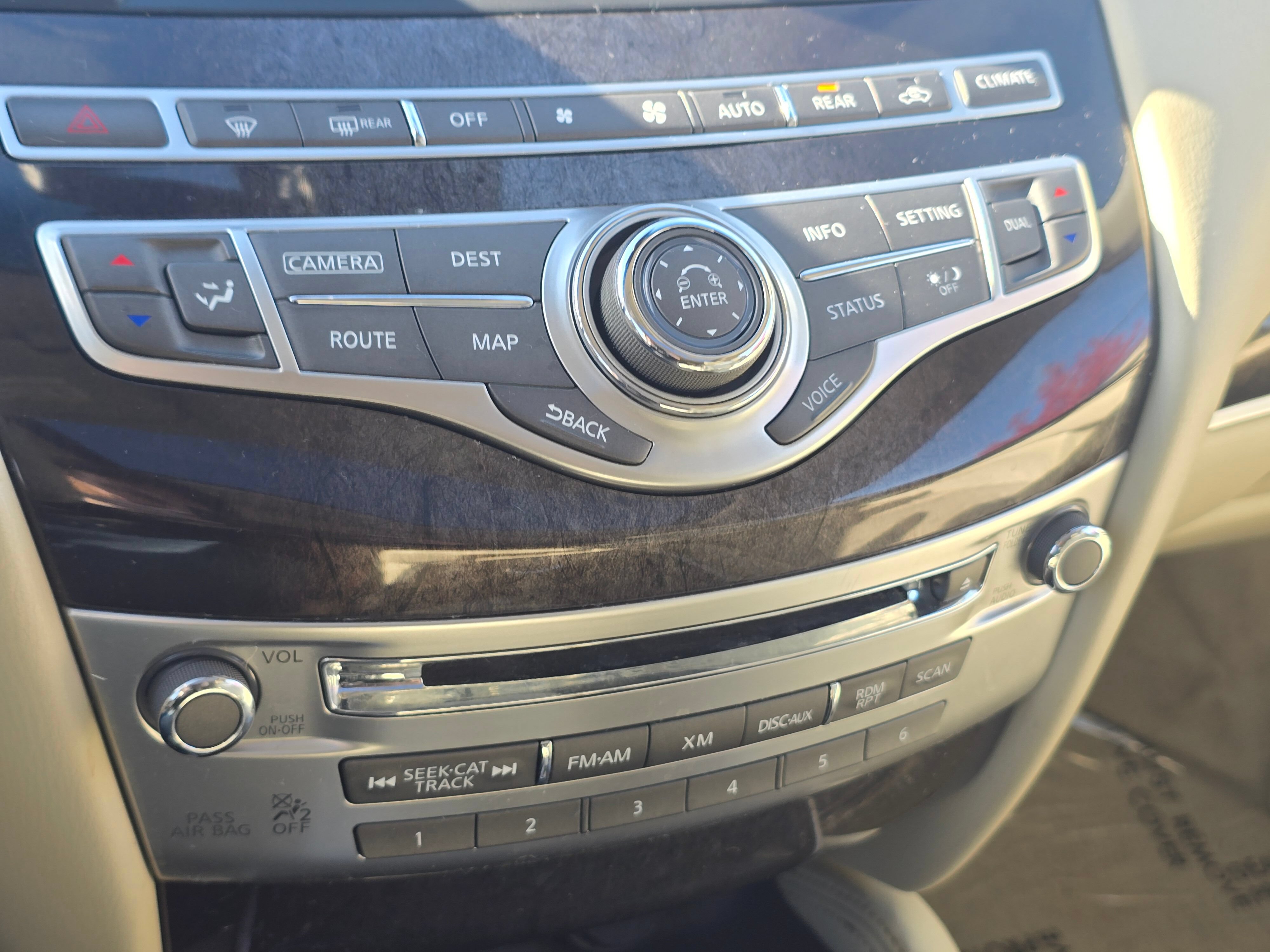 Used 2014 INFINITI QX60 Luxe w/ Premium Plus Package AWD/4WD image 28