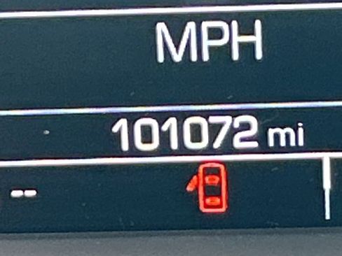 Used 2017 GMC Acadia SLT image 9