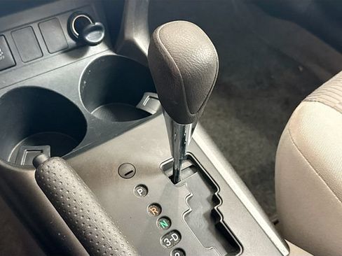 Used 2012 Toyota RAV4 4WD w/ Value Pkg image 16