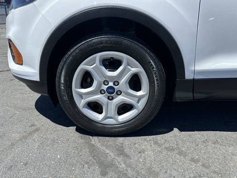 Used 2019 Ford Escape S FWD image 7