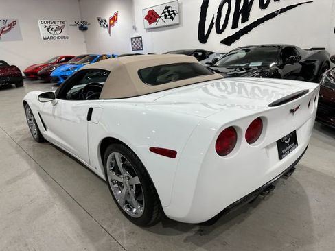 Used 2010 Chevrolet Corvette Convertible w/ Preferred Equipment Group image 3
