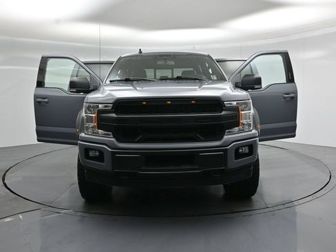 Used 2019 Ford F150 XLT w/ Equipment Group 302A Luxury AWD/4WD image 26