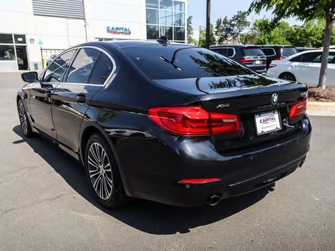 Used 2019 BMW 530i xDrive w/ Convenience Package AWD/4WD image 9