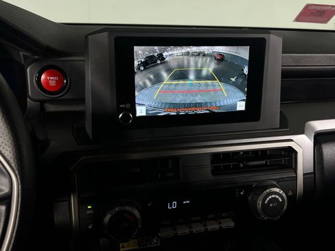 Used 2025 Toyota 4Runner TRD Off-Road image 15