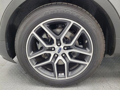 Used 2016 Ford Explorer Sport w/ Equipment Group 401A AWD/4WD image 31