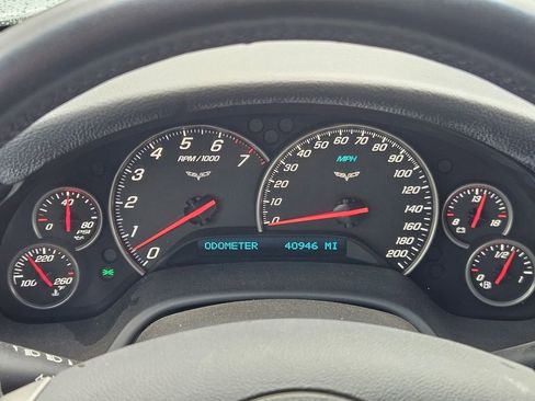 Used 2009 Chevrolet Corvette Coupe RWD image 18