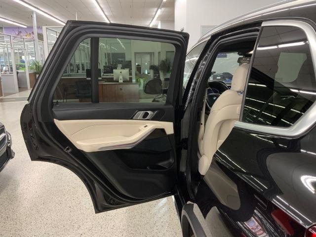 Used 2019 BMW X5 xDrive40i AWD/4WD image 34