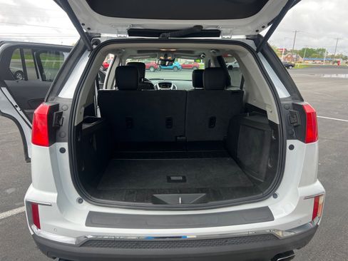 Used 2017 GMC Terrain SLT w/ Driver Alert Package I AWD/4WD image 14
