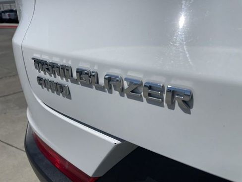 Used 2023 Chevrolet TrailBlazer ACTIV w/ Convenience Package AWD/4WD image 30