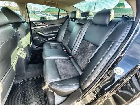 Used 2017 Nissan Maxima SR w/ Midnight Edition image 24