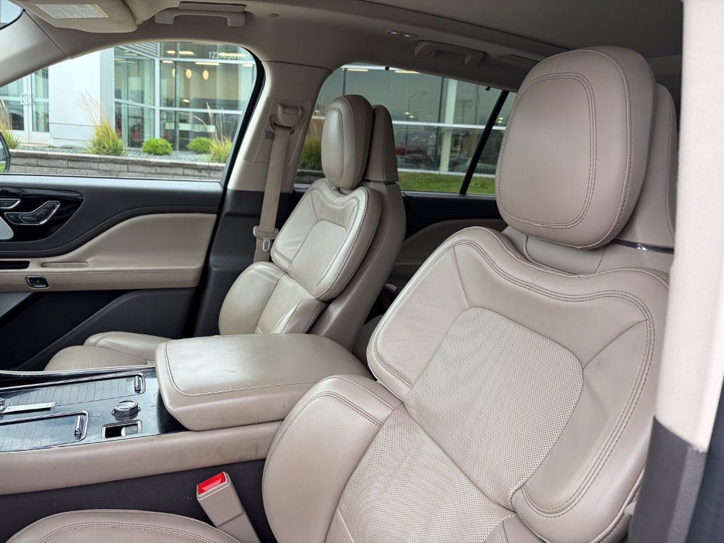 Used 2020 Lincoln Aviator Reserve w/ Equipment Group 202A AWD/4WD image 10
