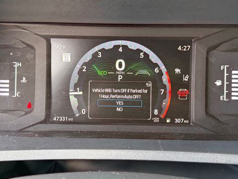 Certified 2025 Toyota 4Runner SR5 AWD/4WD image 11