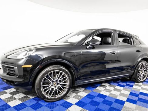 Used 2023 Porsche Cayenne Platinum Edition AWD/4WD image 1
