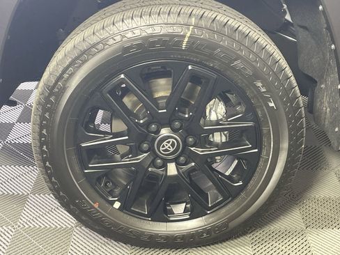 New 2026 Toyota Tundra SR5 image 10