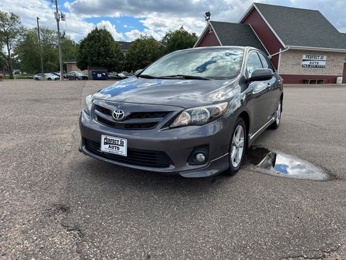 Used 2013 Toyota Corolla S FWD image 11