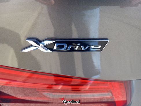 Used 2018 BMW 540i xDrive image 8