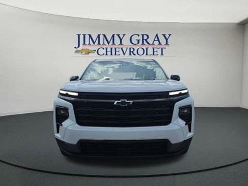 New 2026 Chevrolet Traverse LT w/ Midnight/Sport Edition FWD image 8