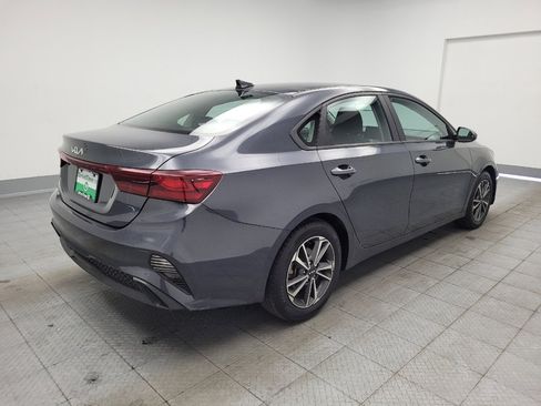 Used 2023 Kia Forte LXS FWD image 9