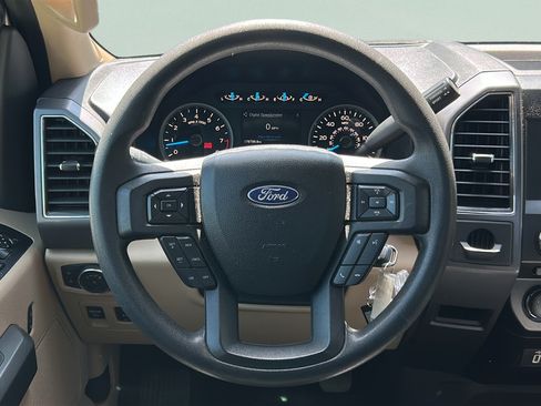 Used 2017 Ford F150 XLT w/ Equipment Group 301A Mid RWD image 17