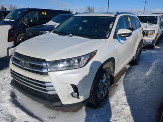 Used 2017 Toyota Highlander Limited video 1