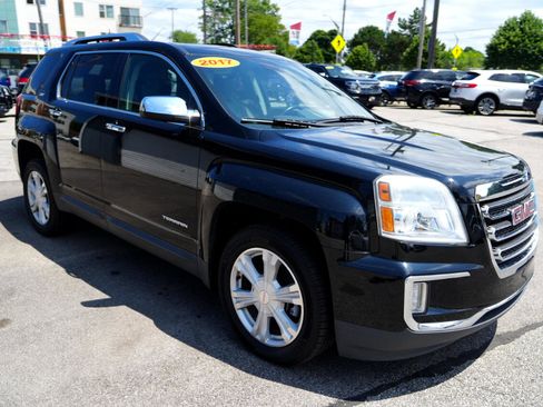 Used 2017 GMC Terrain SLT w/ Open Road Package image 4