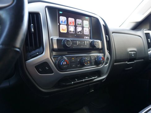 Used 2017 GMC Sierra 1500 SLE w/ SLE Value Package AWD/4WD image 35