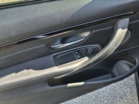 Used 2018 BMW M4 Coupe RWD image 22